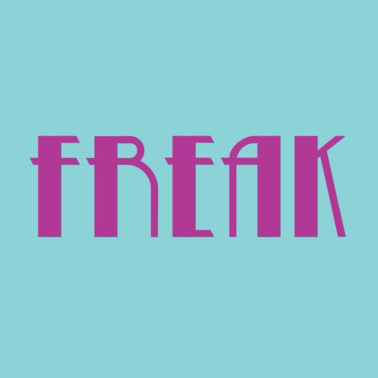 Freak - Hoodie